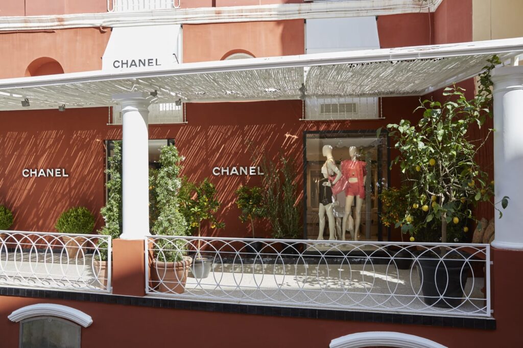 Boutiques de temporada de Chanel en Saint-Tropez, Marbella y Capri