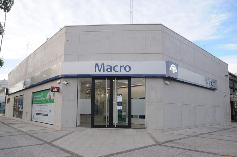 Banco Macro presentó la renovada Sucursal Arroyo Seco