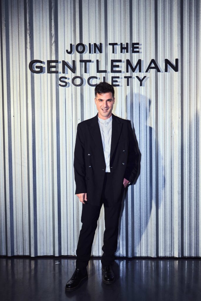 Givenchy presentó Gentleman Society