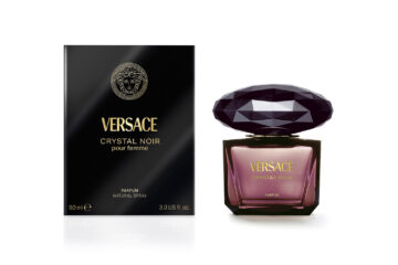 Crystal Noir Parfum, la nueva fragancia de Versace